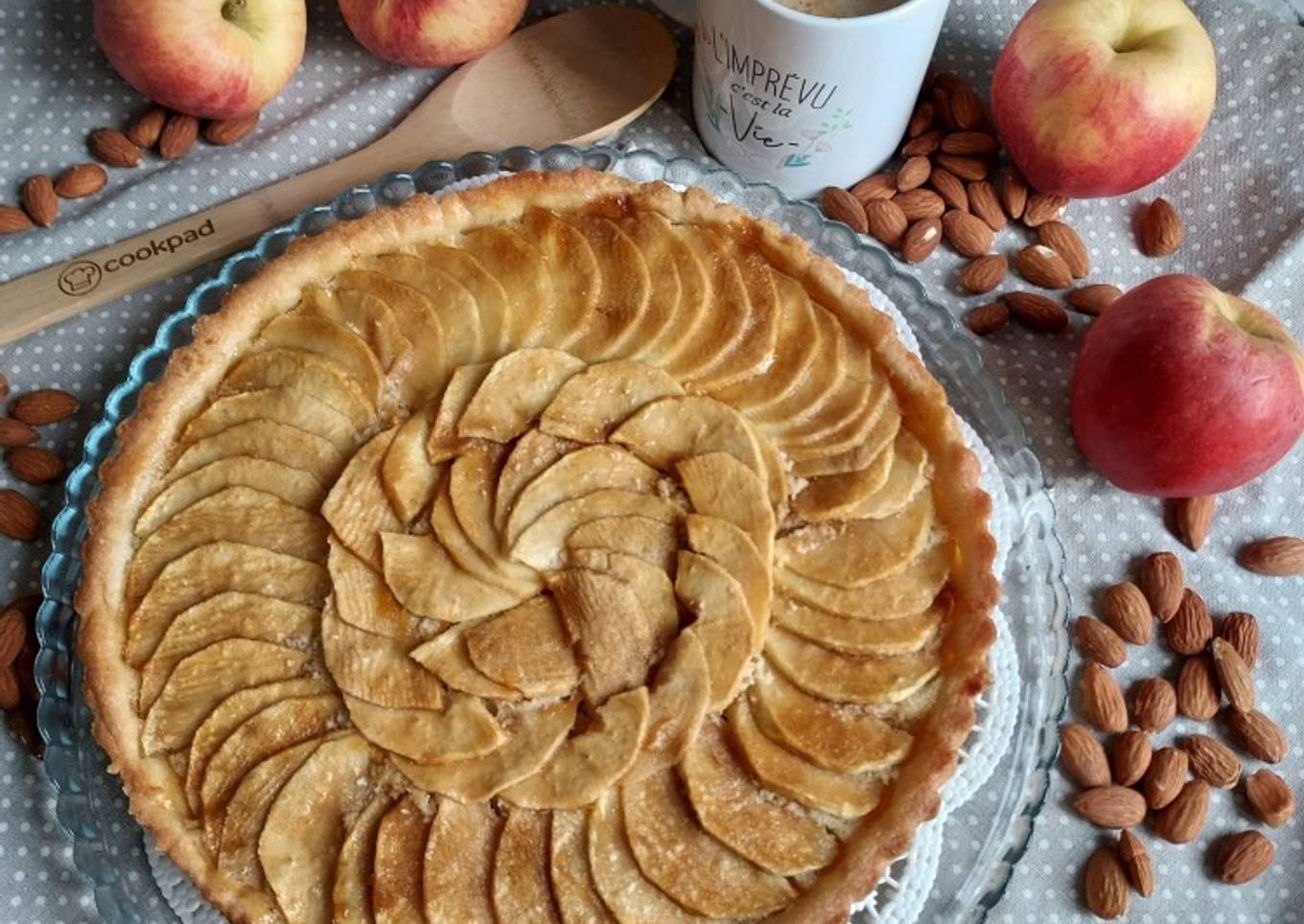 Tarte aux pommes à la crème d'amandes