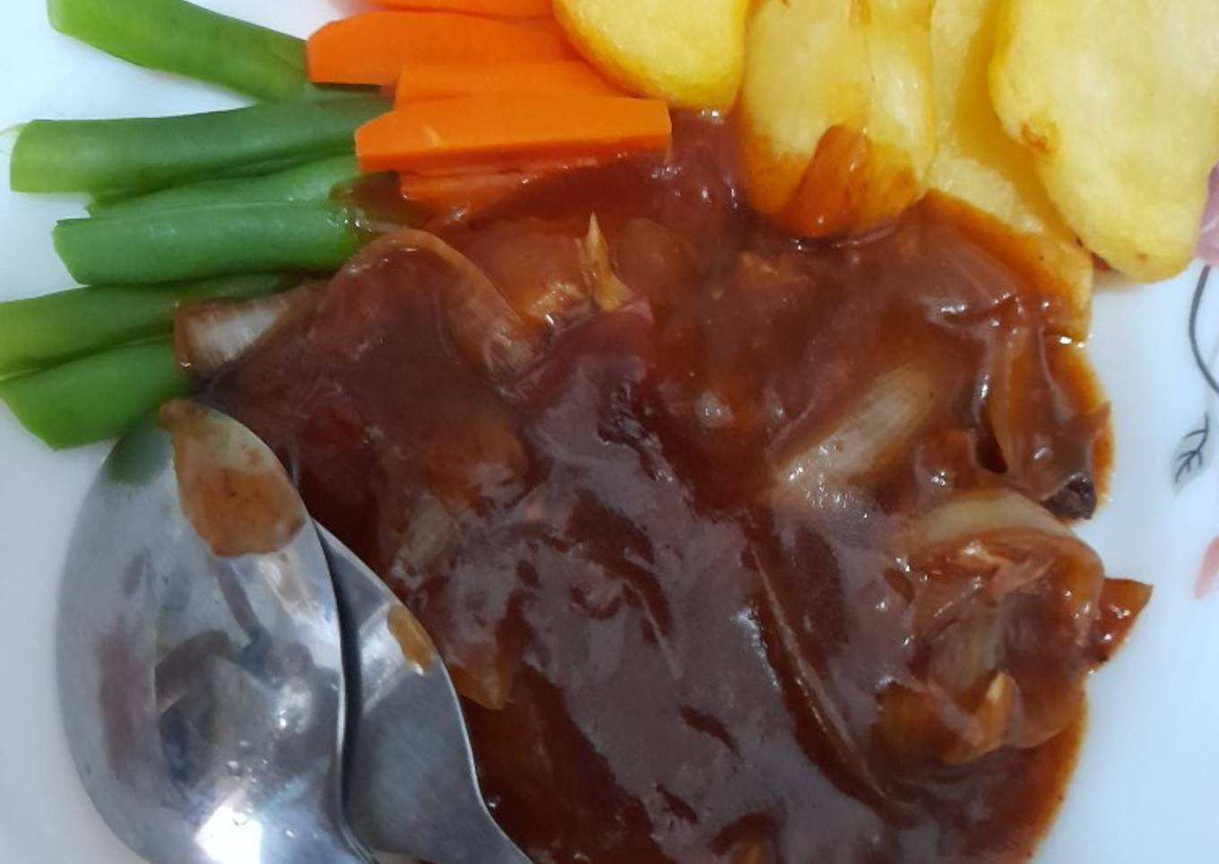 Steak daging sapi panggang teflon bahan sederhana