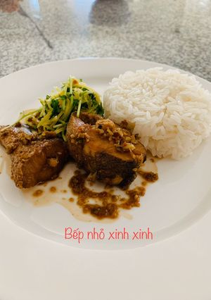 Hình của món Cá kho sả ớt.