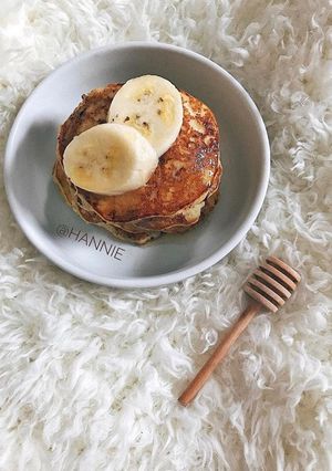 Hình của món Bánh Rán Chuối (Banana Pancakes)🍌🥞.