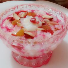 A picture of Sabudana Rose Kheer.