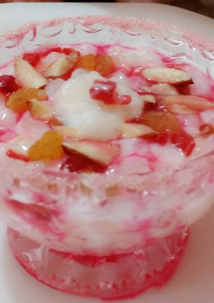 A picture of Sabudana Rose Kheer.