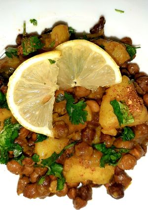 A picture of Black chickpea with potatoes(kaale chana aloo).