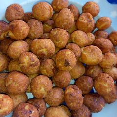 A picture of Milk balls.