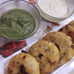 A picture of Poha vada.
