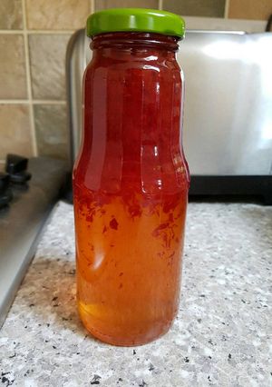 A picture of Sweet chili sauce.