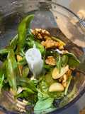 🌿 Pesto casero de albahaca y nueces