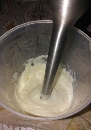 صورة لوصفة مايونيز الميكسور ناجح 😍 100ب100جربوه وردولي الخبز 😋😋