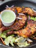 Tandoori tikka chicken ไก่ย่างอินเดีย กับซอสมินท์