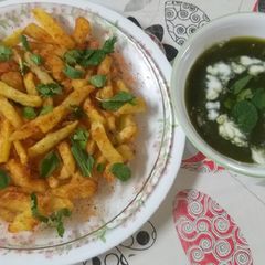 A picture of Peri Peri French Fries Spinach Soup.