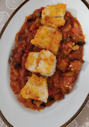 Foto principal de Bacalao con tomate y verduras