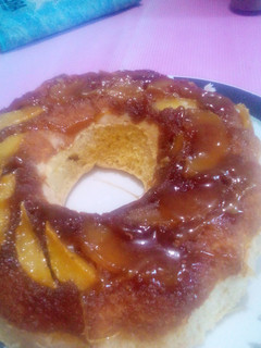 Una foto de Torta de manzana invertida