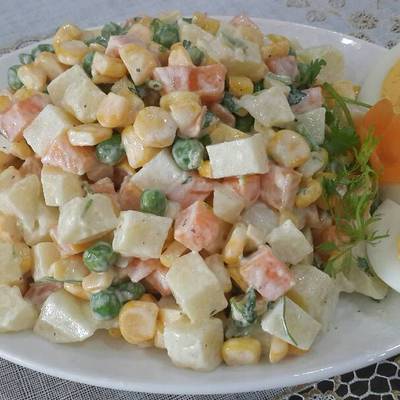 Cách làm món Salad Nga truyền thống ngon lạ miệng