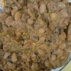 A picture of Beans nd plantain jellof.