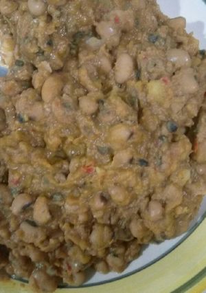 A picture of Beans nd plantain jellof.