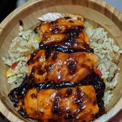 A picture of Teriyaki salmon.