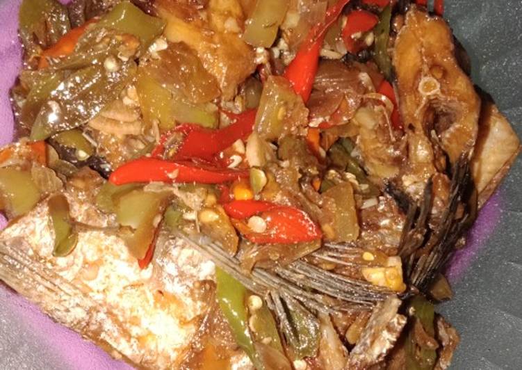 Gabus kering masak kecap