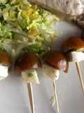 Pinchos caprese
