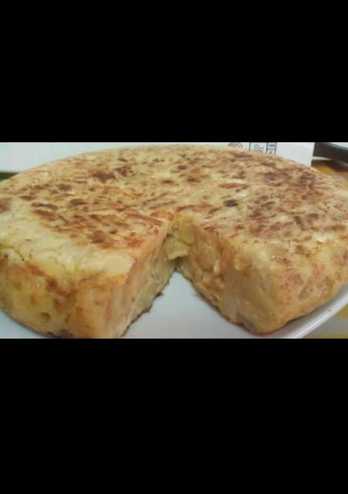 Una foto de Tortilla de patatas con cebolla en microondas