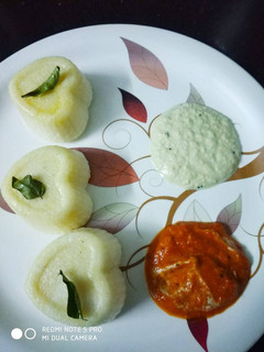 இதய வடிவ இட்லி செய்முறை முக்கிய புகைப்படம்