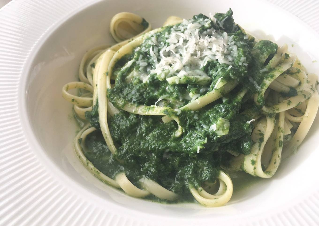 Simple spinach spaghetti 🦾