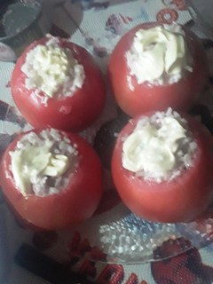 Una foto de Tomates Rellenos de atún con arroz #1Receta1Árbol