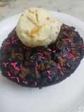 ओरियो केक वनीला आइसक्रीम के साथ (oreo cake vanilla ice cream ke sath recipe in Hindi)