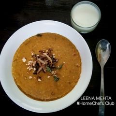 A picture of Veg Haleem/Gehu Khichda.