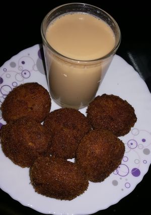 A picture of Chicken cutlet or chicken tikki.