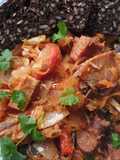 Bigos o lekkim zabarwieniu egzotycznym