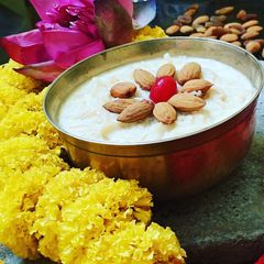 A picture of নারকোলের দুধ দিয়ে সেমাইয়ের পায়েস.