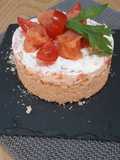 Cheescake sărată cu philadelphia și salmone afumat