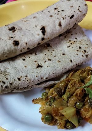 मुलायम गोल रोटी (mulayam gol roti recipe in Hindi) रेसिपी मुख्य फोटो