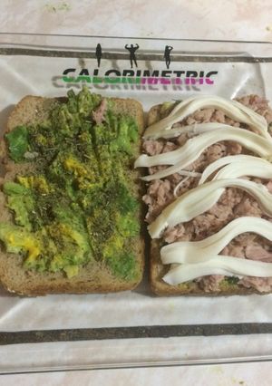Una foto de 12. Sándwich hiperproteico