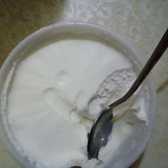 A picture of Vanilla ice cream without egg.