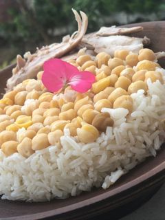 عکسی از دستور نخودپلو با مرغ