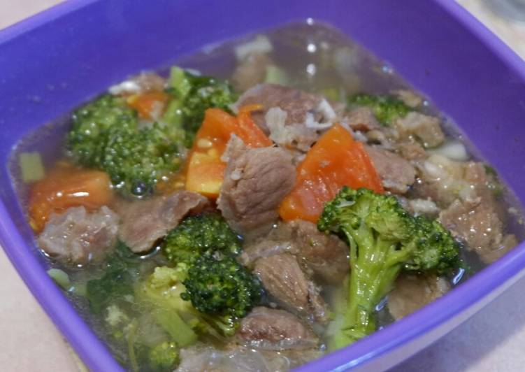 Sup Daging Sapi Brokoli
