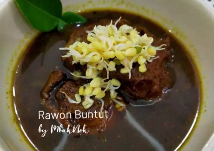 Rawon sapi (Black Beef Soup) 😁😂