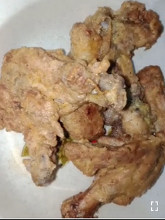 A picture of Crispy Chicken wings.