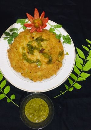 सूजी हांडवो (Suji handvo recipe in Hindi) रेसिपी मुख्य फोटो