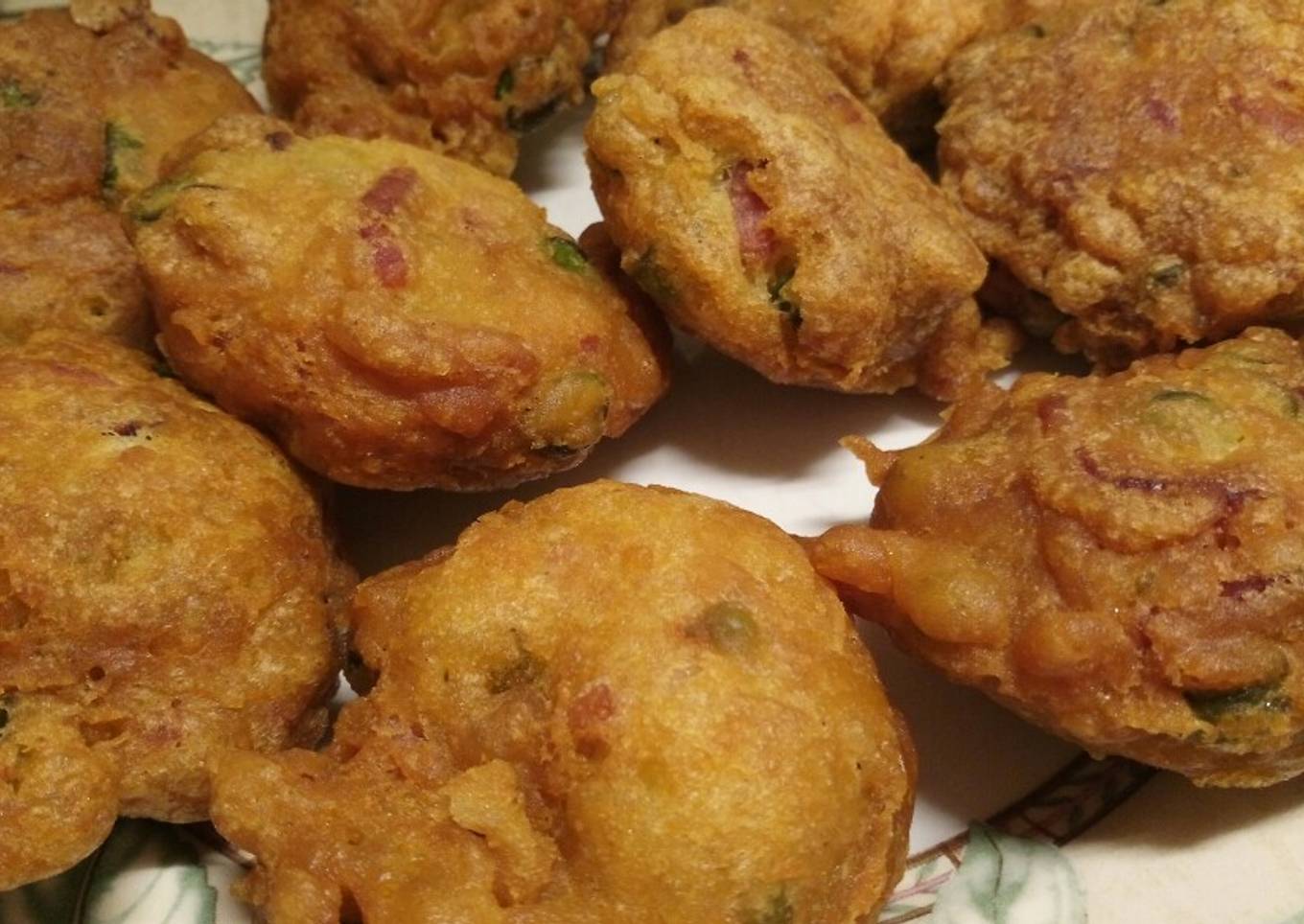 Frittelle di speck e asparagi speck and asparagus fritters