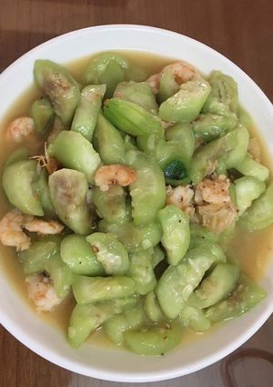 Hình của món Mướp hương xào tôm.