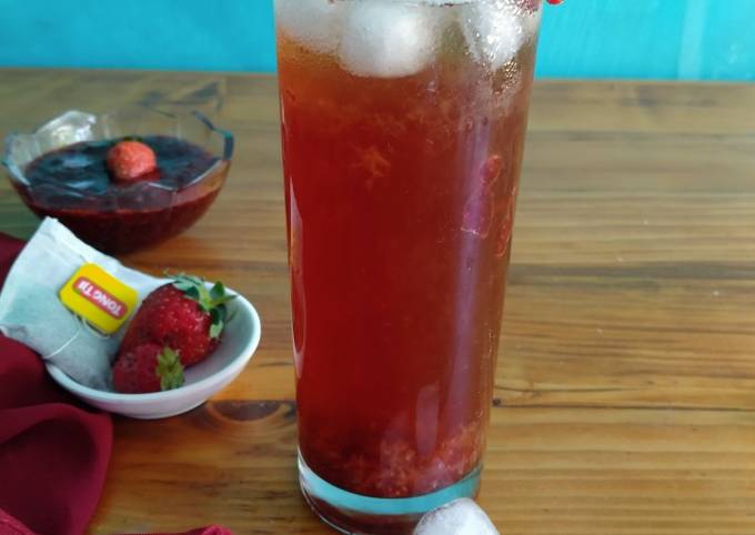 Resep Strawberry Ice Tea Anti Gagal