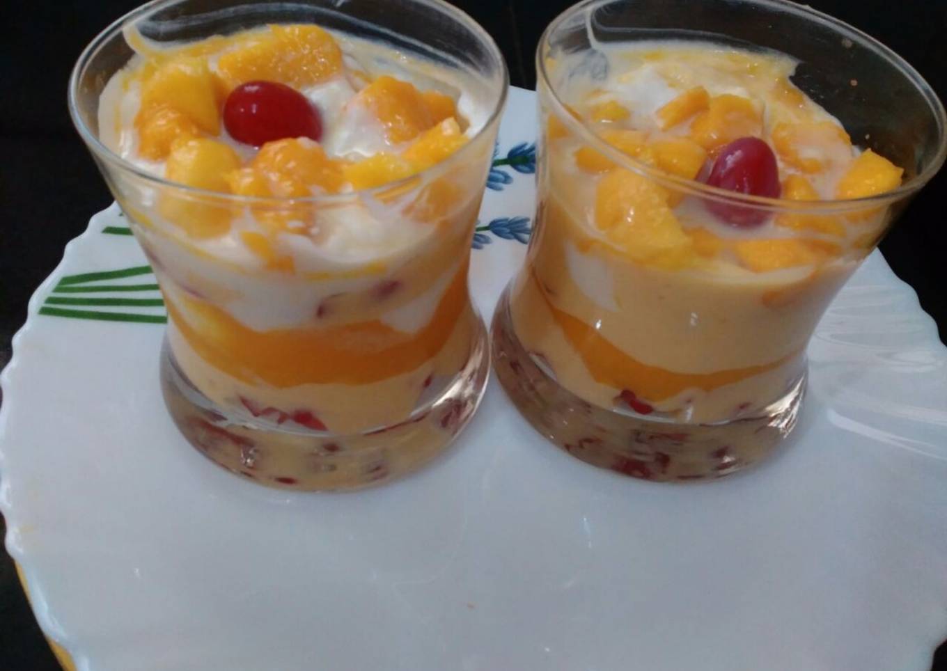 Cherry Mango mousee