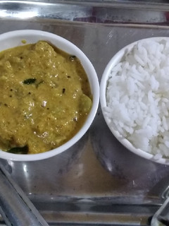 சௌசௌ கூட்டு(Chow Chow spicy gravy for rice and chappathi recipe in tamil) செய்முறை முக்கிய புகைப்படம்