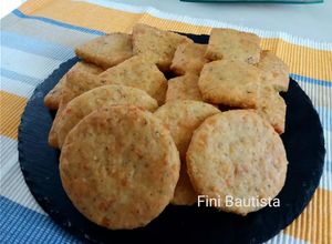 Foto principal de Galletas saladas de queso para canapés