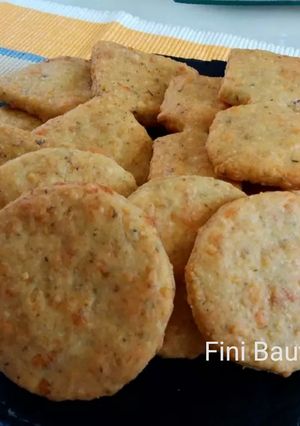 Foto principal de Galletas saladas de queso para canapés