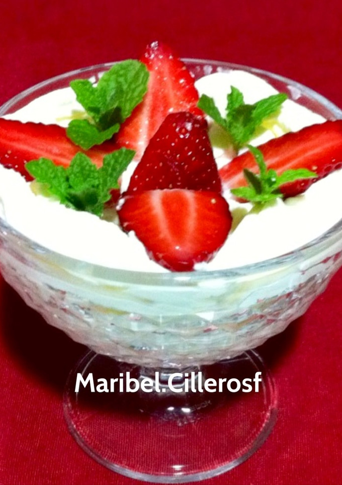 Una foto de Fresas con nata