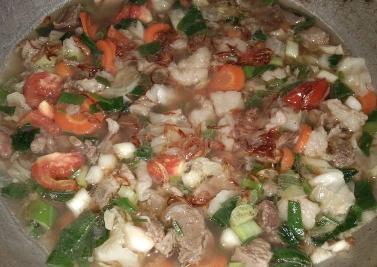 Cara Gampang Menyiapkan Soup daging sapi cocok untuk pemula Anti Gagal