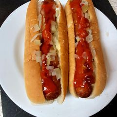 A picture of My Spicy Hot Dogs 😘.